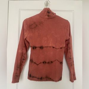 Self tie-dyed Uniqlo Heat Tech